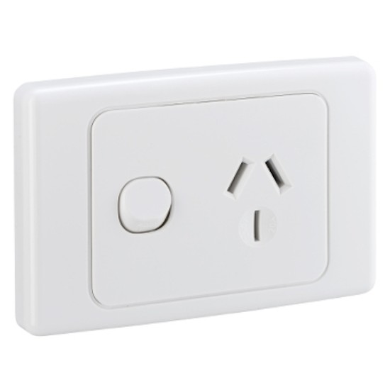 Clipsal 2000 Series Single Switch Socket Outlet, 250V, 20A, White Electric