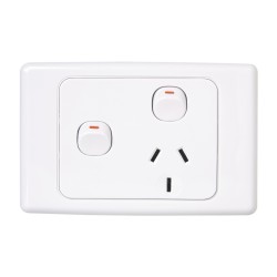 Clipsal 2000 Socket Switched, Single, Horizontal, Extra Switch, 10A, 250V, White Electric